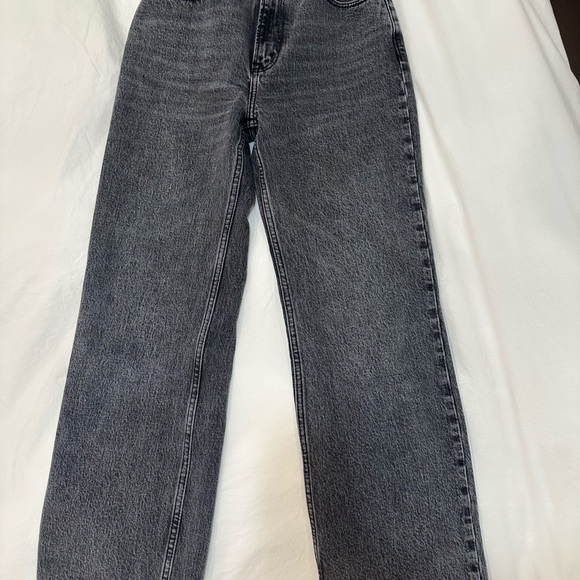 Abercrombie & Fitch High Rise Relaxed 25S - Picture 2 of 4